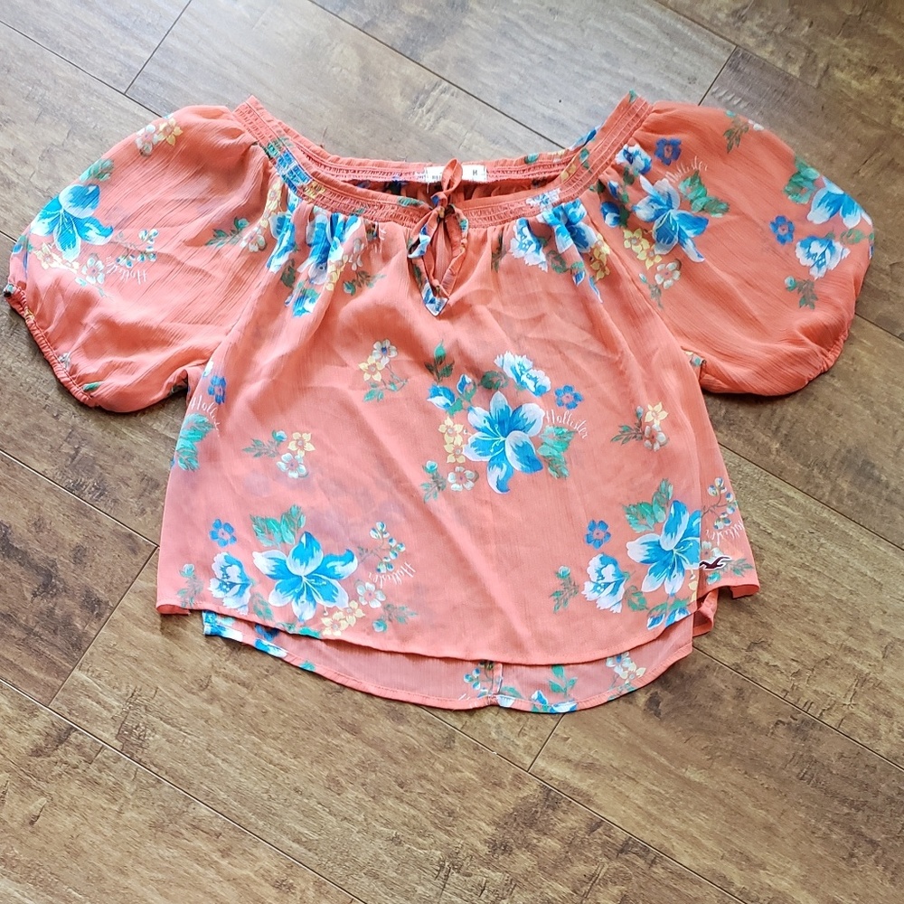 Hollister Top